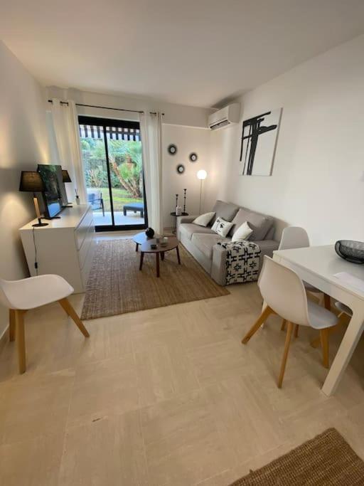 T2 Avec Terrasse Et Jardin Apartment Cannes Exterior foto
