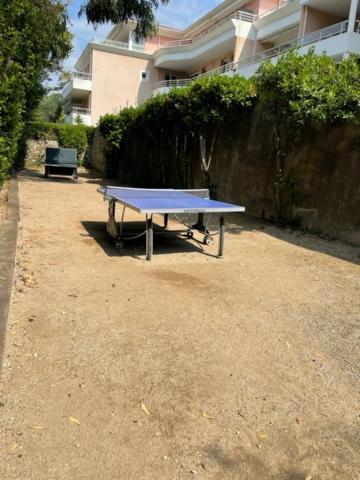 T2 Avec Terrasse Et Jardin Apartment Cannes Exterior foto
